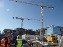 Le Bâtiment joue les équilibristes