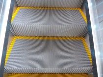 La RATP devra remplacer 30 escaliers mécaniques ...