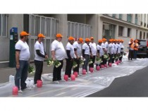 Hommages aux morts du BTP devant le siège de la ...