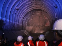 Le tunnel routier du Fréjus percé après cinq ...