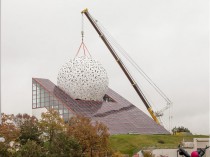 Le Futuroscope retrouve la boule