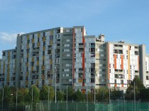 Les éléments de façade bois reçoivent leur ...