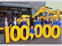 JCB fête sa 100.000ème mini-pelle