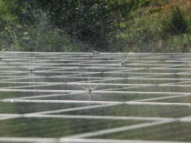 Des panneaux solaires toujours propres grâce à ...