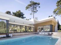 Dans les Landes, une villa avec piscine protégée ...