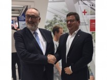 La Capeb et Velux reconduisent leur partenariat