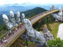 Vietnam : inauguration d'un pont spectaculaire ...