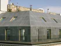 A Paris, des bureaux avec une vue panoramique sur ...