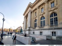 Le métro Champs-Elysées-Clémenceau se rapproche ...