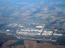 Aéroport de Roissy&#160;: la crise remet en cause ...