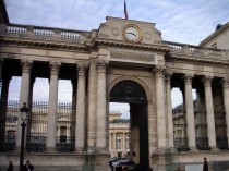 Les députés LREM demandent une ...