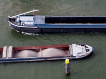 Le fret fluvial porté par "une belle croissance" ...