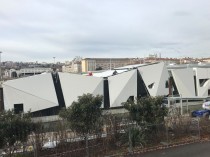 A Lyon, naissance d'un grand théâtre flottant ...