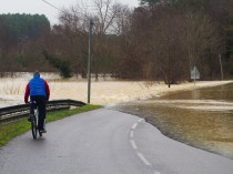 En Isère, la prévention des inondations se ...