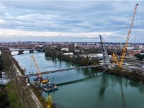 A Toulouse, une passerelle défie la gravité sur ...