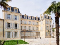 La maison historique de cognac Rémy Martin signe ...