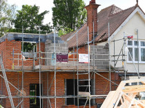Les permis de construire en hausse au premier ...