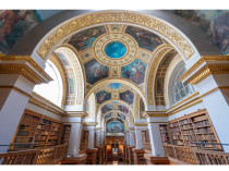 La bibliothèque de l'Assemblée nationale, ...