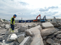 À Orléans, une usine désaffectée se recycle en ...