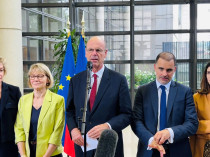 Droits de douane : après l'accord Trump-UE, les ...
