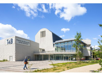 À Beauvais, un nouveau théâtre aux volumes ...