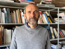 "Je me considère architecte bien avant d'être ...
