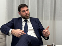 "Il y avait urgence vitale &agrave; relancer une ...