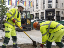 Vinci rafle trois march&eacute;s routiers en Angleterre