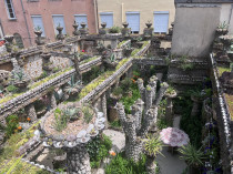 Rosa Mir : un jardin extraordinaire cach&eacute; au ...