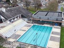 Dans l'Essonne, une piscine s'&eacute;quipe d'une ...