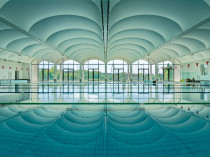 &Agrave; Saint-R&eacute;my-de-Provence, une piscine emprunte ...