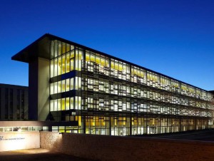 La couleur, élément de dialogue et de continuité dans un hôpital de Cahors (diaporama)