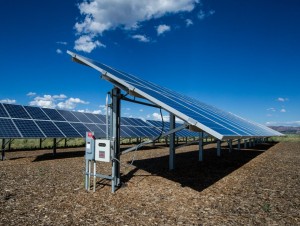 Le Sénat rejette la révision des tarifs solaires, les professionnels applaudissent