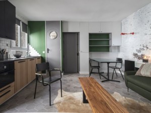 Un espace de vie a&eacute;r&eacute; et agrandi pour ce studio 