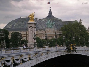 Paris : lancement des travaux du Grand Palais