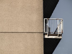 Risques liés aux balcons : l'Etat ne durcira pas la réglementation pour le moment