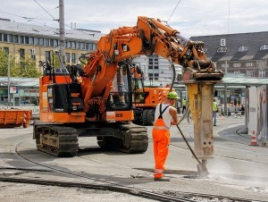 Dans les travaux pub...