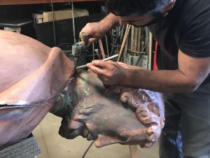 Notre-Dame de Paris : les métiers d'art du chantier de restauration se dévoilent