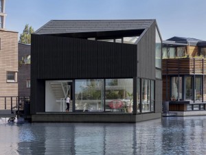 Une maison flottante, durable et autonome en énergie