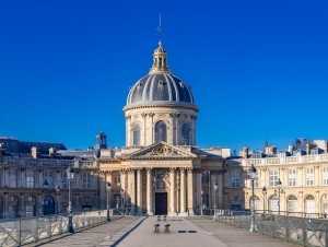 Rénovation : la Cour des comptes exhorte rénover la Coupole de l'Institut de France