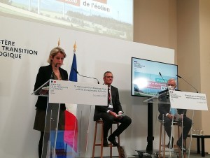 Pour apaiser le débat sur les éoliennes, Barbara Pompili présente une dizaine de mesures