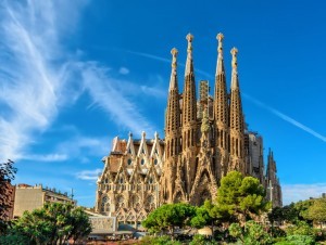 La Sagrada Familia se dote d'une nouvelle tour, quarante ans après la dernière inaugurée