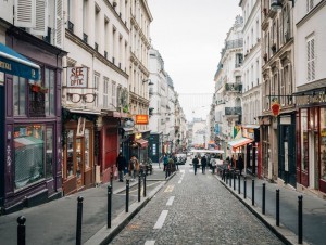Paris veut modifier ses rues pour encourager la marche 