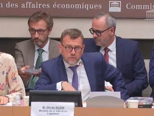 Olivier Klein annonce un pacte de confiance entre l'Etat et les bailleurs sociaux