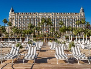 Le mythique hôtel Carlton de Cannes se renouvelle après des années de travaux