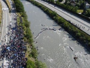 Lyon-Turin : plus 3.000 personnes bravent l'interdiction de rassemblement