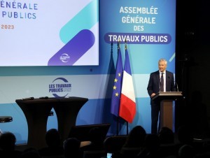 Délais de paiement, GNR, emploi : Bruno Le Maire donne des gages aux travaux publics