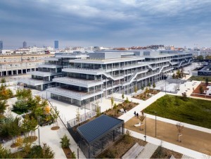 Un bâtiment paquebot pour le nouveau campus ...