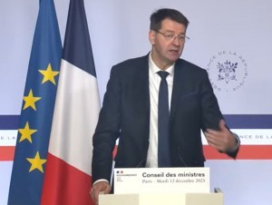 Le gouvernement débloque 120 millions d'euros de plus pour l'hébergement d'urgence