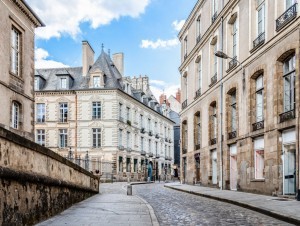 Contre la pénurie de logements, Rennes pense à ...
